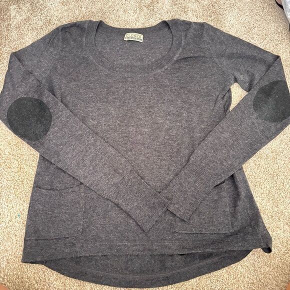CLOSED Wool/Silk Blend Sweater Size S Gray Pullover - Picture 1 of 5